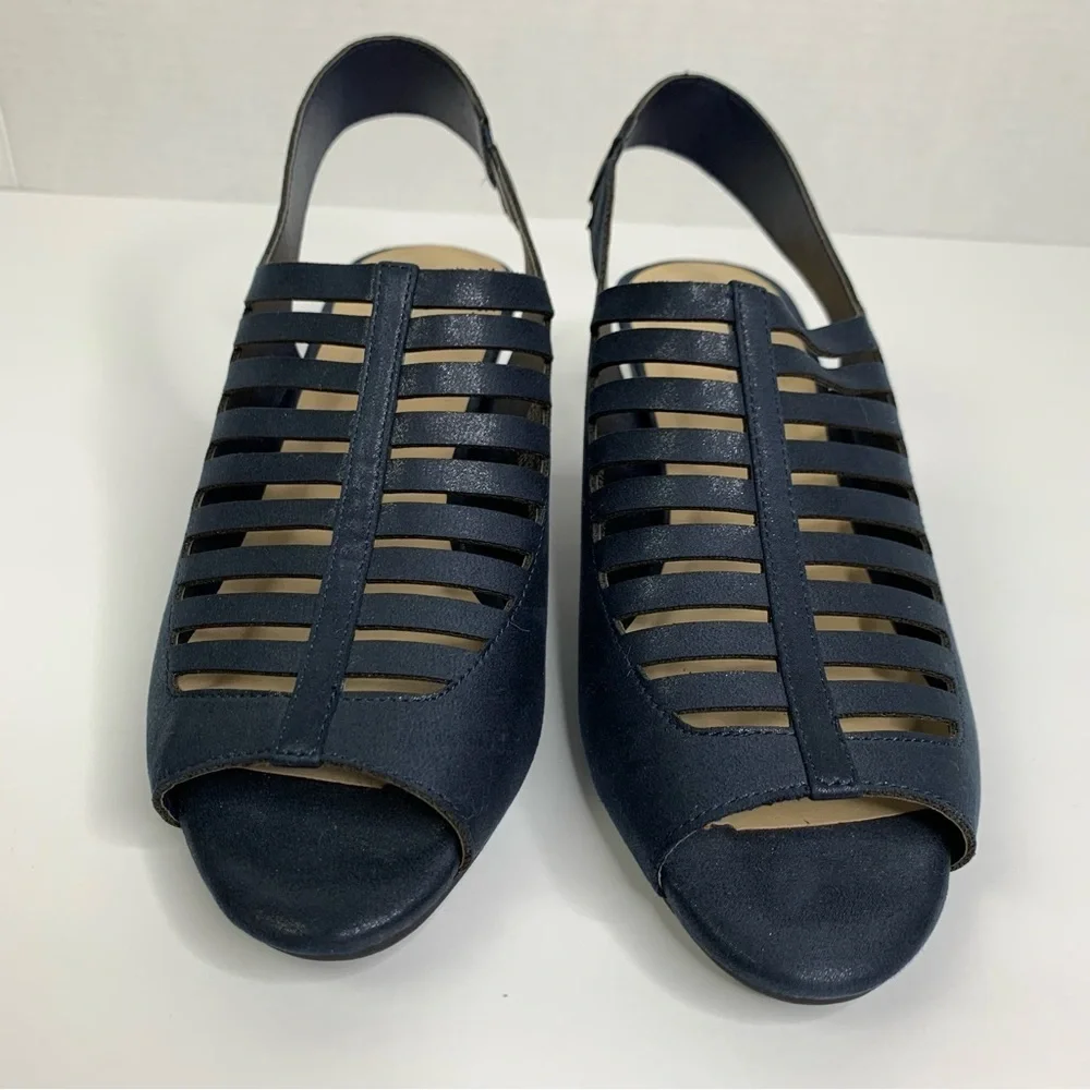 Sugarfoot New Navy Cut Out Open Toe Slingback 2” heeled Career Sandals Size 8.5